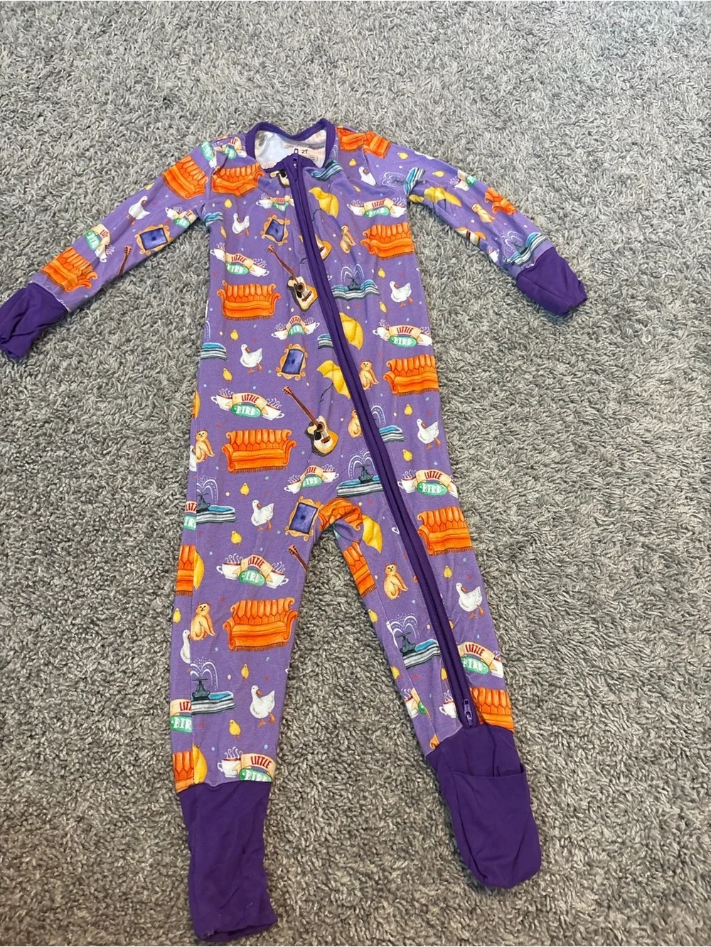 FRIENDS bamboo zippy // 2T